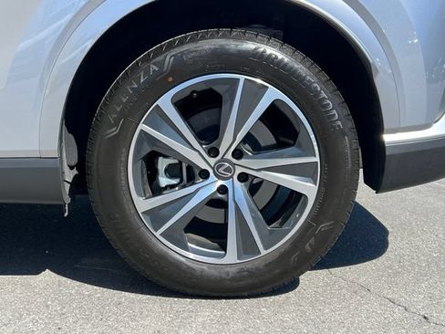 Used 2026 Lexus RX 350 Premium w/ Accessory Package (2T) FWD image 12