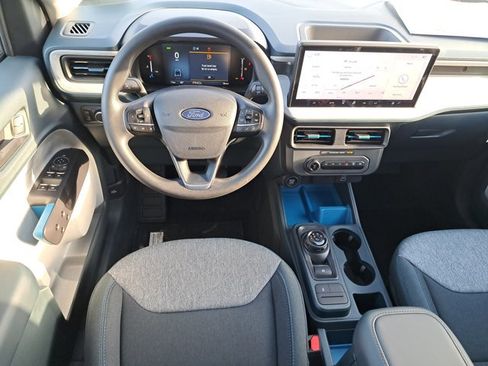 New 2025 Ford Maverick XLT image 17