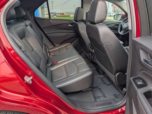 Used 2024 Chevrolet Equinox Premier FWD image 5