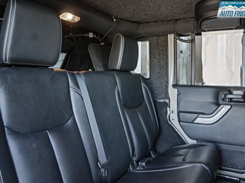 Used 2018 Jeep Wrangler Unlimited Sport S image 21