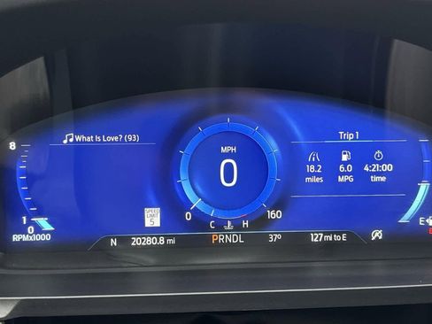 Used 2022 Ford Explorer Platinum w/ Equipment Group 601A image 30