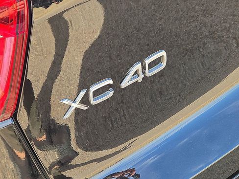 New 2026 Volvo XC40 B4 Plus w/ Protection Package Premier image 11
