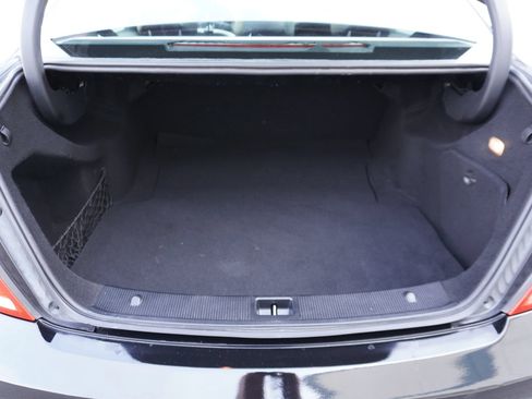 Used 2011 Mercedes-Benz C 300 Sedan image 14