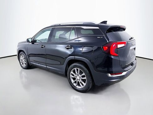 Used 2024 GMC Terrain SLT image 5