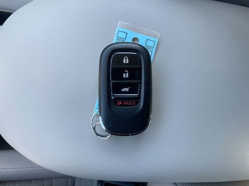 Certified 2023 Honda HR-V LX image 27