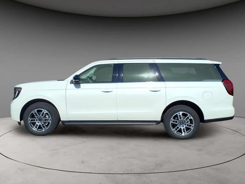 New 2026 Ford Expedition Max Active AWD/4WD image 2
