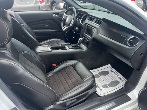 Used 2014 Ford Mustang GT Premium w/ Electronics Package RWD image 11
