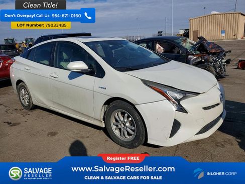 Used 2016 Toyota Prius Three w/ Advanced Technology Package FWD image 5