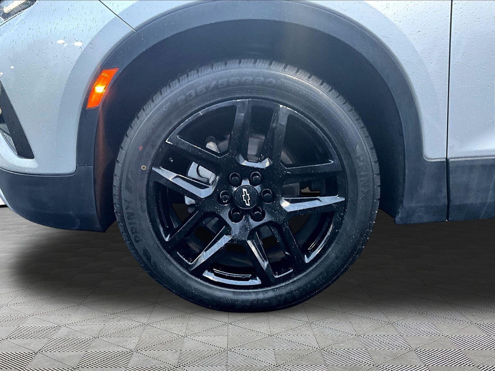 Used 2020 Chevrolet Blazer LT FWD image 34