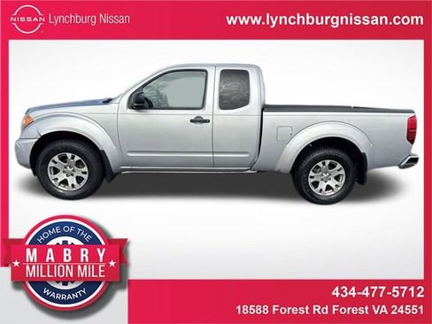 Used 2011 Suzuki Equator Sport image 1