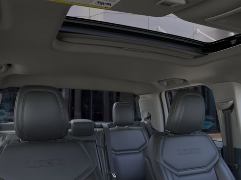New 2026 Ford Maverick Lobo image 12