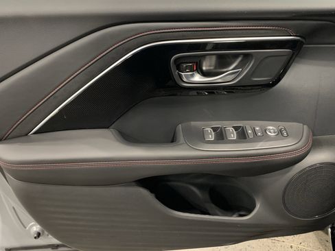 Used 2025 Acura ADX A-Spec image 18