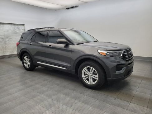 Used 2020 Ford Explorer XLT RWD image 11