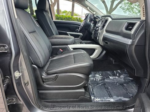 Used 2019 Nissan Titan PRO-4X w/ Pro-4x Utility Package AWD/4WD image 32