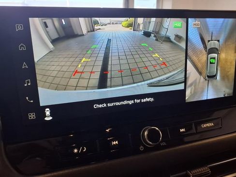 Used 2025 Mitsubishi Outlander SE AWD/4WD image 13