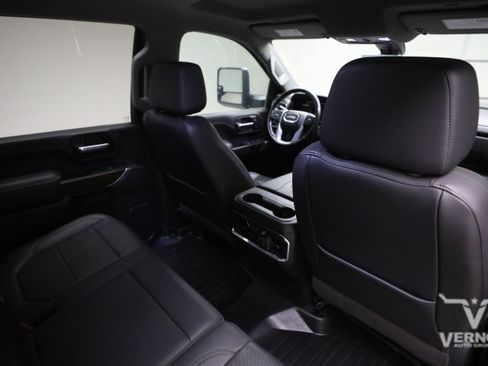 Used 2020 GMC Sierra 2500 SLT w/ SLT Premium Plus Package AWD/4WD image 13