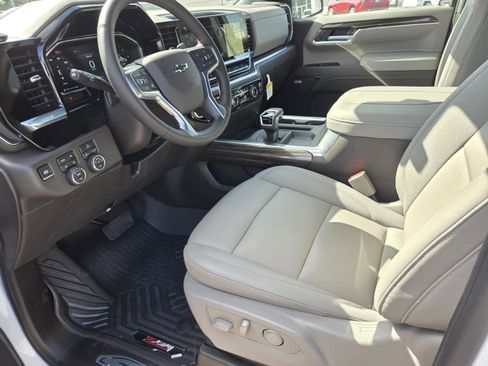 New 2026 Chevrolet Silverado 1500 LT Trail Boss w/ Convenience Package II AWD/4WD image 14