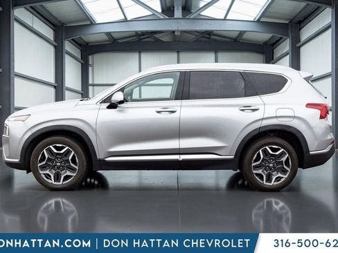 Used 2023 Hyundai Santa Fe Limited FWD image 2