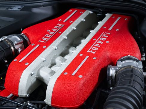 Certified 2018 Ferrari GTC4Lusso image 32