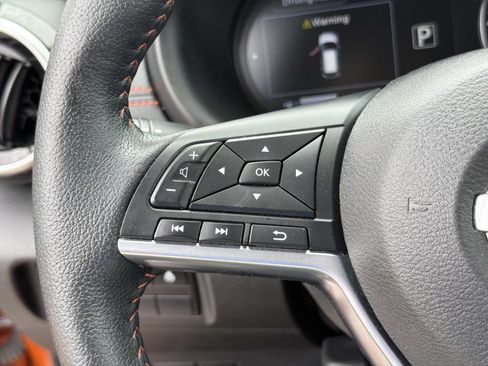 Used 2021 Nissan Kicks SR w/ SR Premium Package FWD image 25