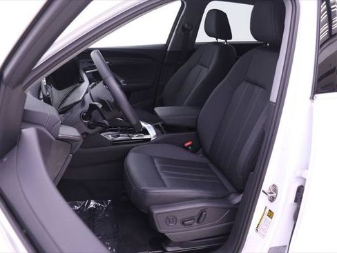 Certified 2025 Audi Q5 Premium AWD/4WD image 7