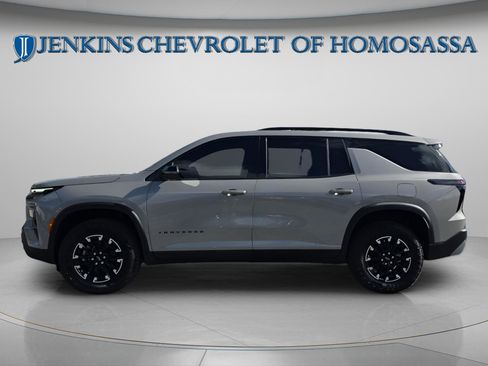 New 2026 Chevrolet Traverse Z71 w/ Driver Confidence Package image 3