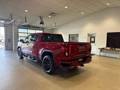 Used 2023 GMC Sierra 1500 Elevation w/ Preferred Package AWD/4WD image 5