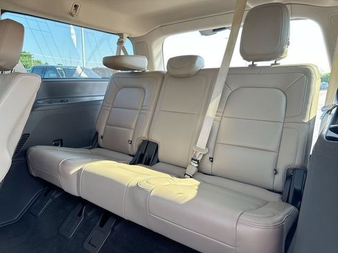 Used 2022 Lincoln Navigator L Reserve AWD/4WD image 25