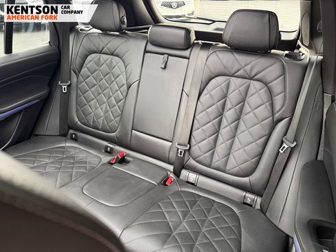 Used 2025 BMW X5 xDrive50e image 30