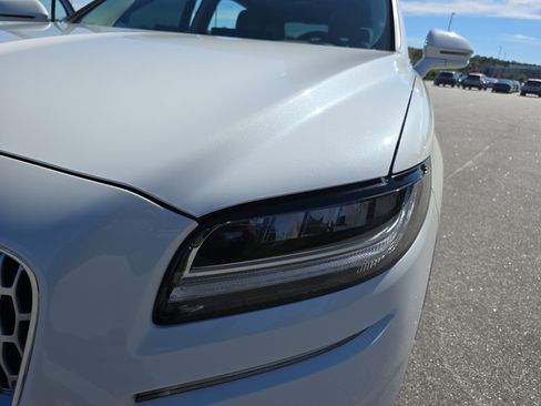 Certified 2022 Lincoln Nautilus Reserve image 31