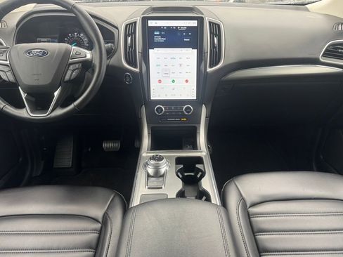 Used 2022 Ford Edge SEL w/ Convenience Package AWD/4WD image 9