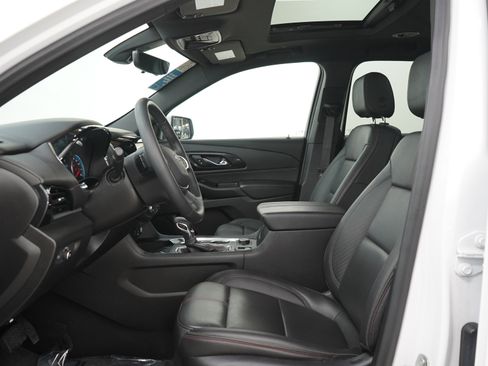 Used 2023 Chevrolet Traverse RS AWD/4WD image 24
