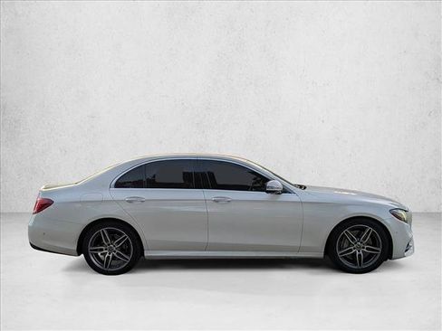 Used 2018 Mercedes-Benz E 300 w/ Premium 1 Package image 4