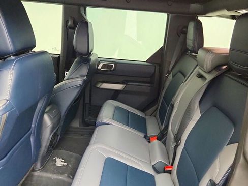 Used 2023 Ford Bronco Outer Banks AWD/4WD image 21