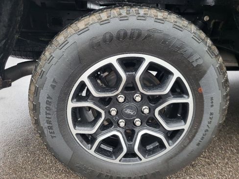 Used 2022 Ford F150 XLT w/ Equipment Group 301A Mid image 13