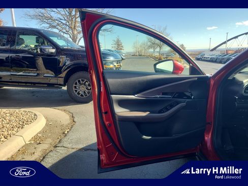 Used 2024 MAZDA CX-30 AWD 2.5 S w/ Premium Package image 13