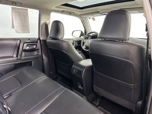Used 2024 Toyota 4Runner TRD Off-Road Premium w/ Moonroof Package AWD/4WD image 28