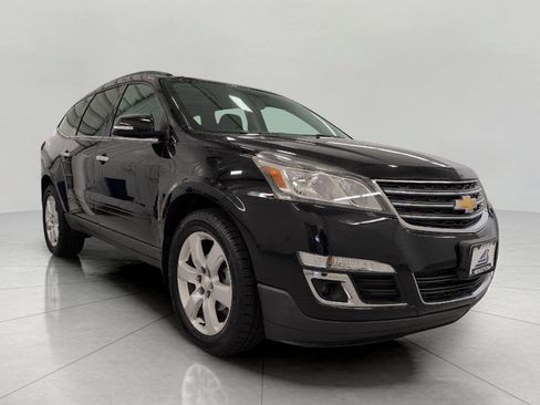 Used 2016 Chevrolet Traverse LT w/ Style and Technology Package AWD/4WD image 1