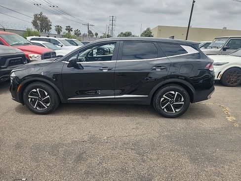 Used 2024 Kia Sportage LX FWD image 9