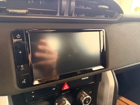 Used 2020 Toyota 86 GT image 16