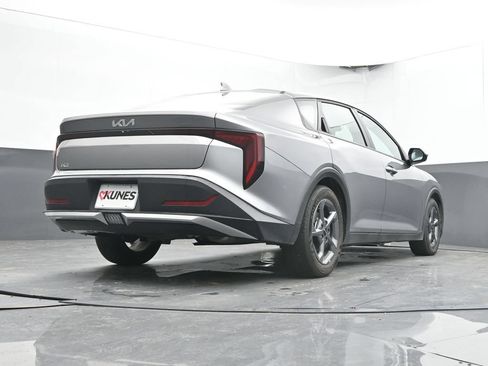 Used 2025 Kia K4 FWD image 35