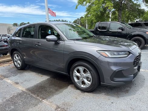 Used 2025 Honda HR-V LX image 2