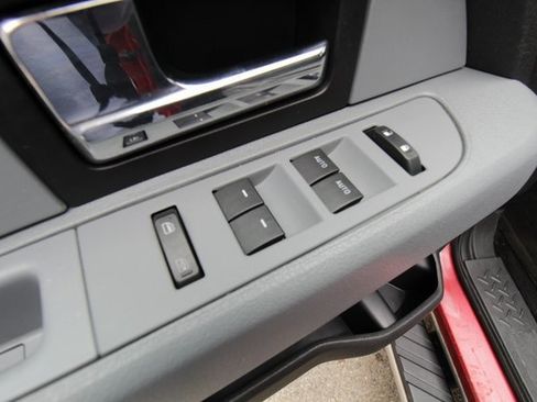 Used 2014 Ford F150 XLT w/ Equipment Group 302A Luxury image 15