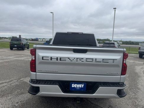 Used 2022 Chevrolet Silverado 1500 Custom AWD/4WD image 8