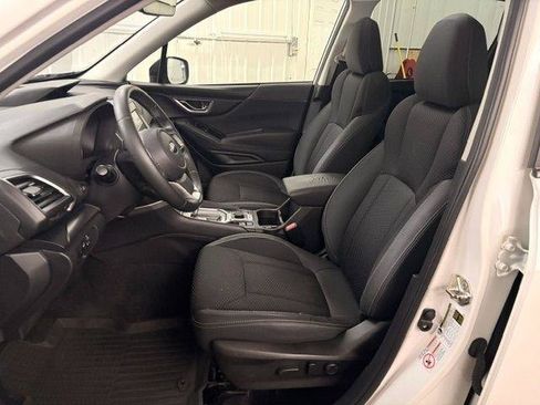 Used 2020 Subaru Forester Premium AWD/4WD image 5