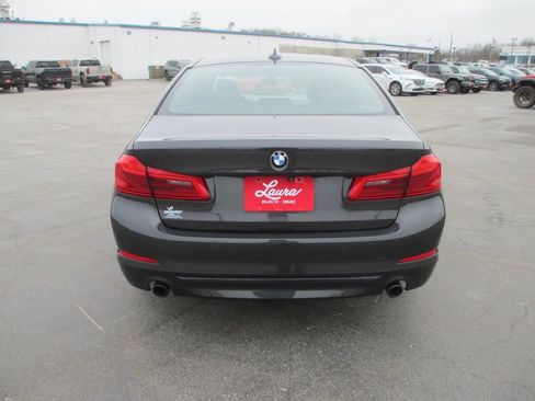 Used 2017 BMW 530i xDrive image 5