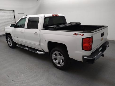 Used 2018 Chevrolet Silverado 1500 LT w/ LT Eassist Package AWD/4WD image 3