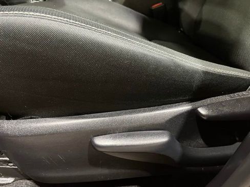 Used 2014 Toyota RAV4 XLE image 37