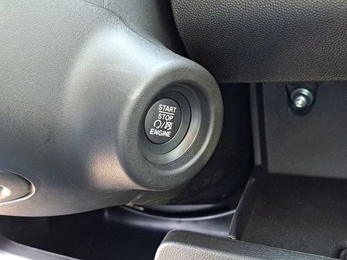 New 2026 RAM ProMaster 2500 w/ Quick Order Package 22G SLT image 10