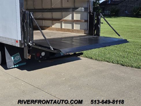 Used 2019 Ford E-350 and Econoline 350 Super Duty w/ Power Windows & Locks Group RWD image 8